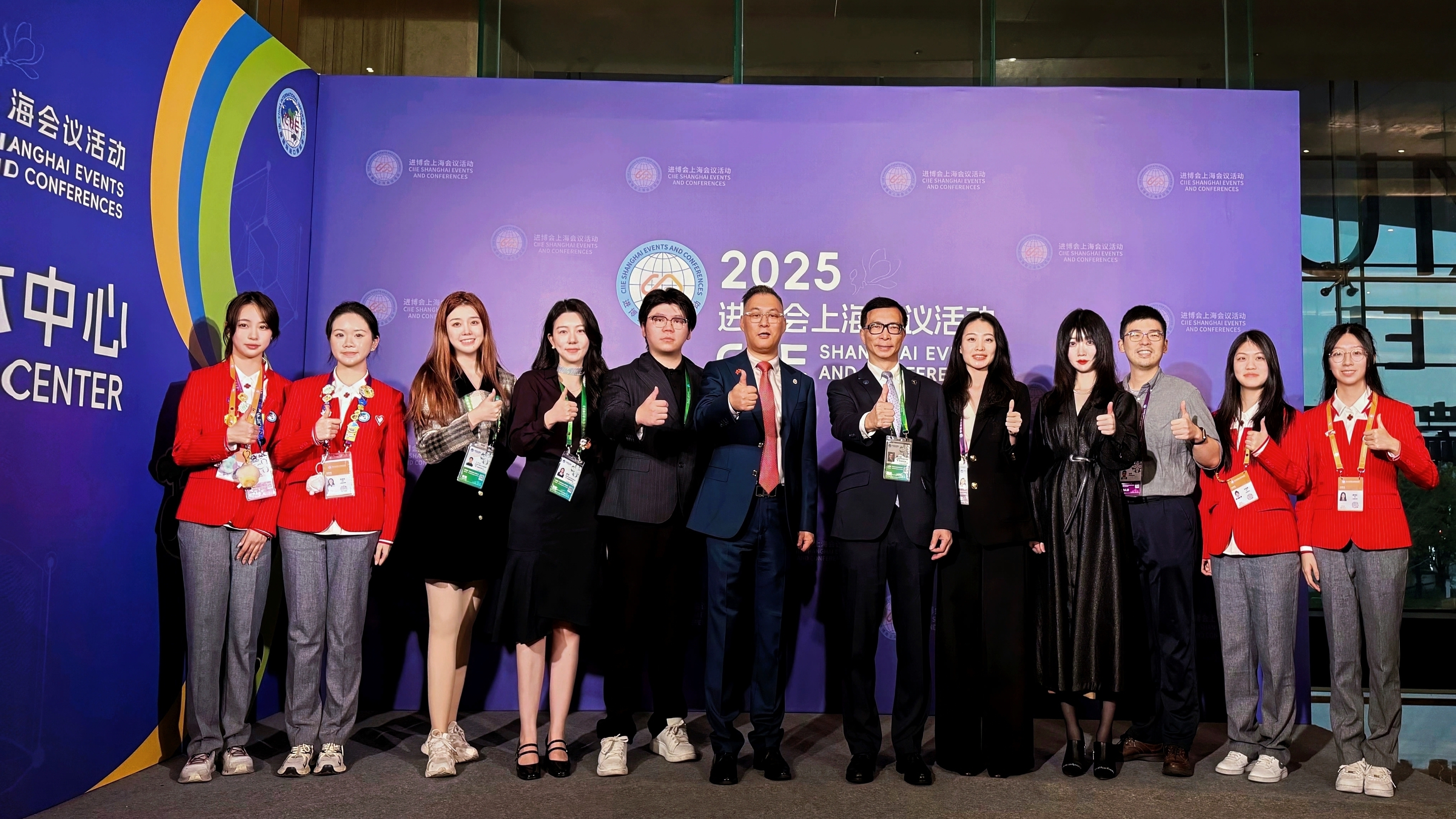 1764242268849751.jpg 1764242268849751.jpg