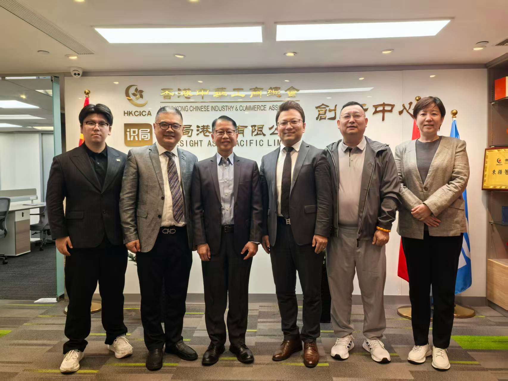 1764295623783838.jpg 1764295623783838.jpg