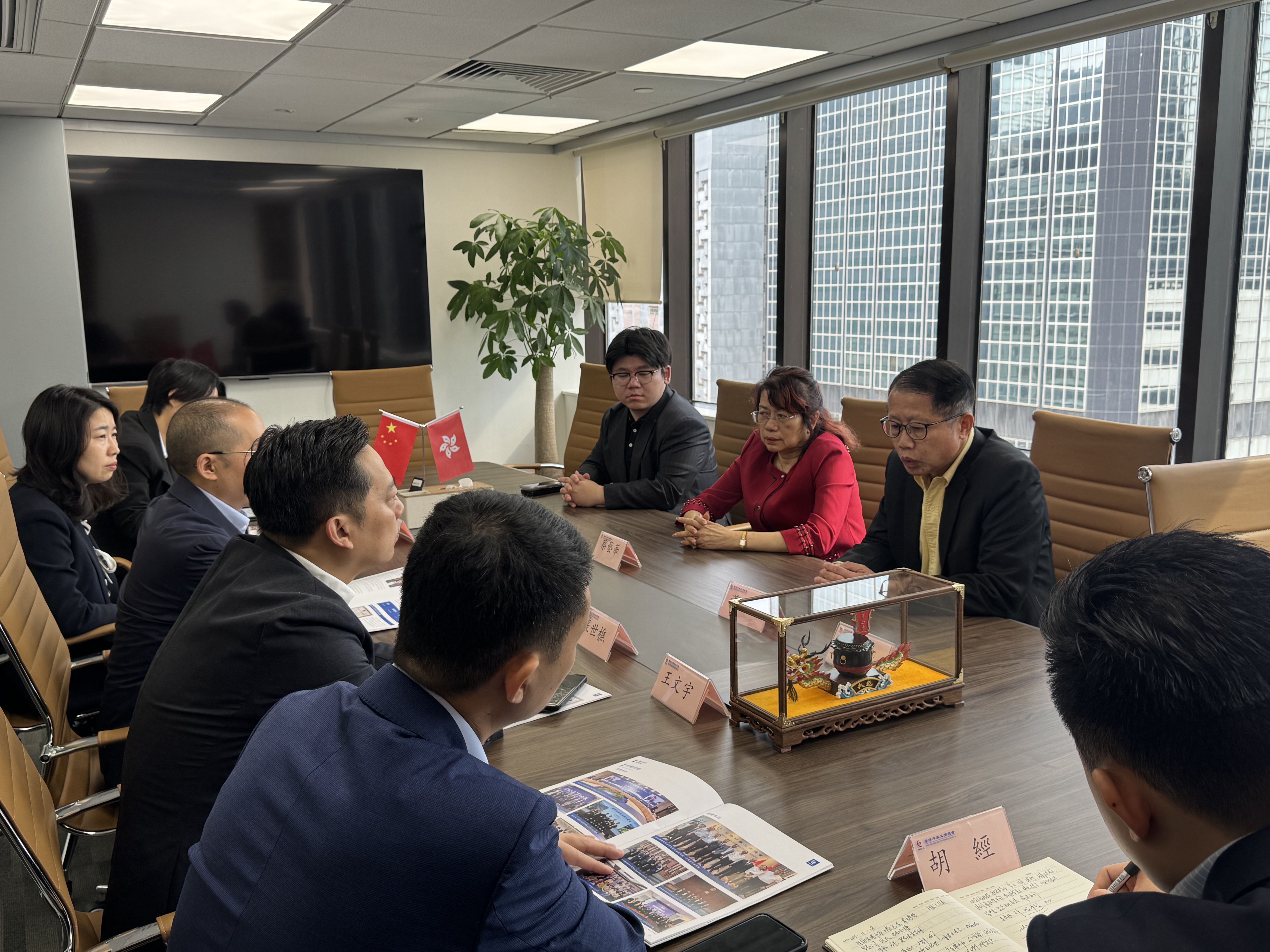 1764299607469177.jpg 1764299607469177.jpg